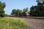 NS 4573 on the point of train 12G at Milepost 116